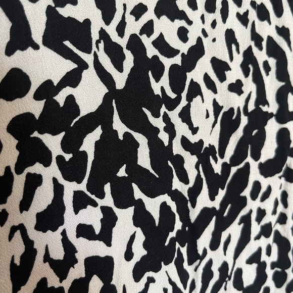 Scoop Black and White Animal Print One Size Lightweight Kimono, Women’s Sz M/L - Picture 3 of 16